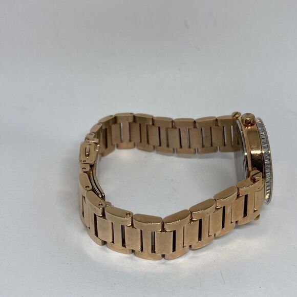 Michael Kors Skylar MK5971 Womens Stainless Steel Analog Dial Quartz Watch JK466 - Picture 12 of 12